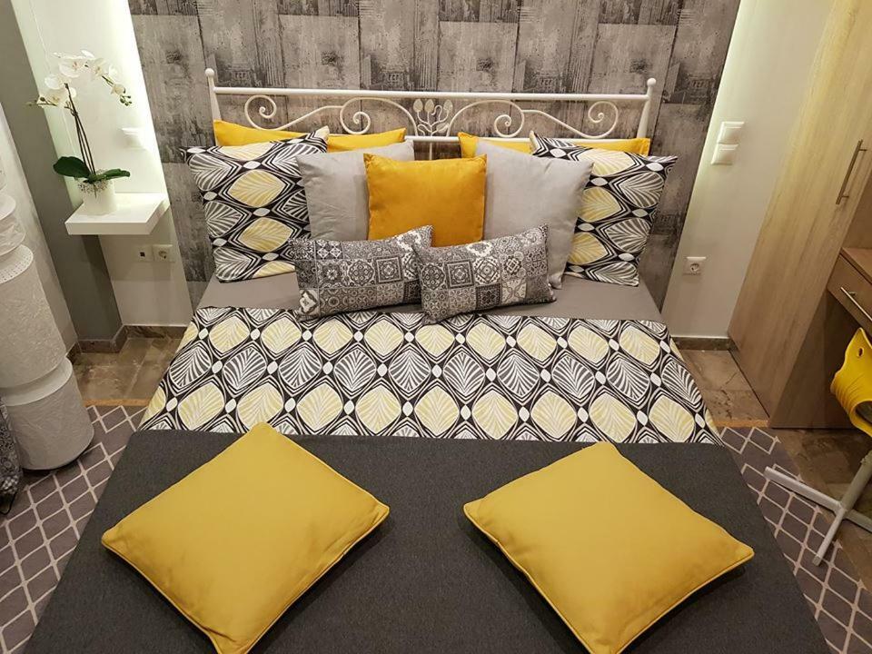 'golden Aurora' With Elegant Style *