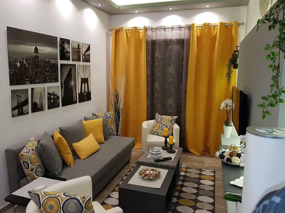 'golden Aurora' With Elegant Style